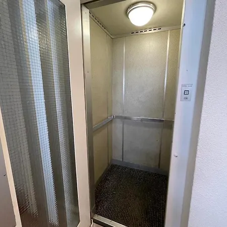 דירה Big Center, Quite - Marble 4 ציריך