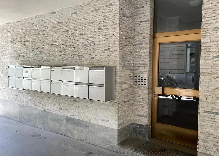 Апартаменты Big Center, Quite - Marble 4 Цюрих