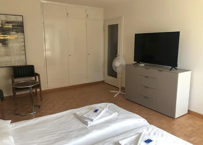 Апартаменты Big Center, Quite - Marble 4 *