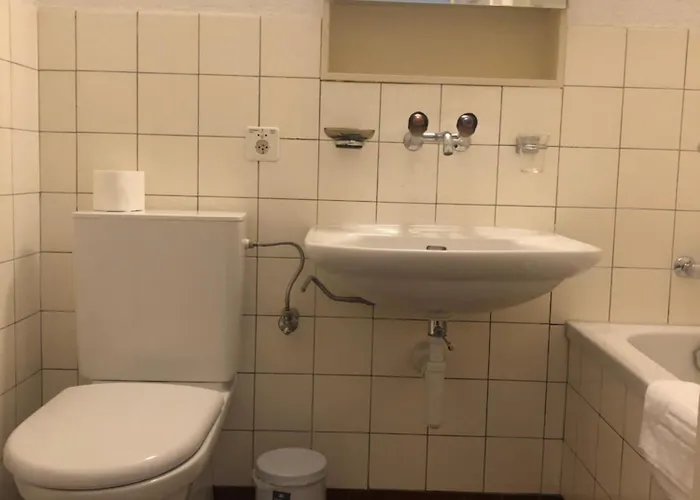 Big Center, Quite - Marble 4 *